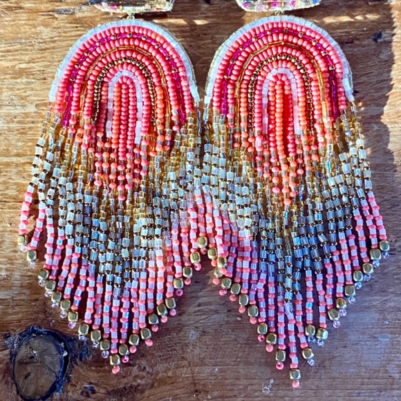 🌺🎉HP🎉🌺 NWT Deepa Gurnani Luxe Beaded Fringe Chandeliers - Picture 14 of 16